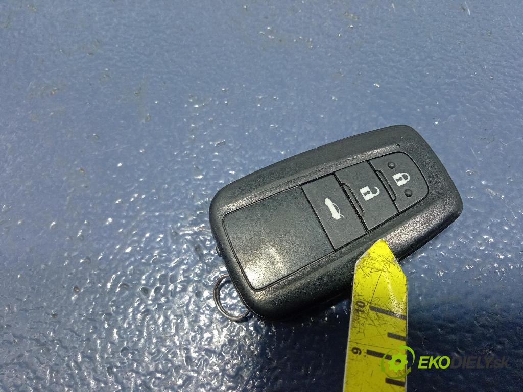 Toyota Camry 2020 Spínač zapaľovania: 