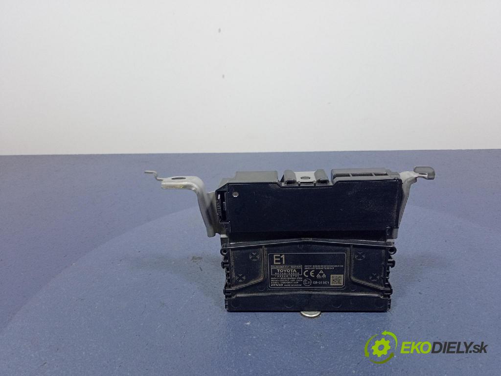 Toyota Camry 2020 riadiaca jednotka 86740-33090