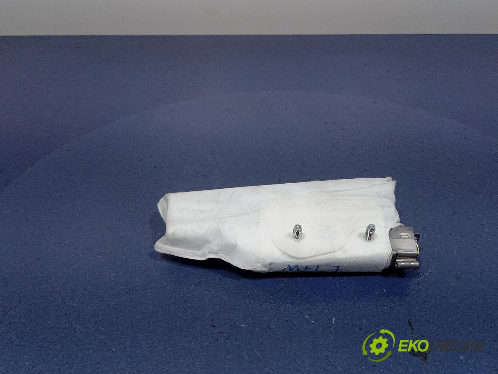 Toyota Camry 2020 Airbag: x 0589-P1-001044
