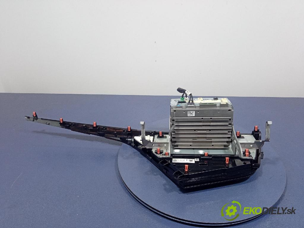 Toyota Camry 2020 Radio I Navigácia: 86140-33C80