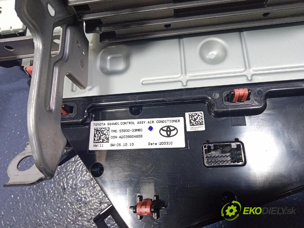 Toyota Camry 2020 Radio I Navigácia: 86140-33C80