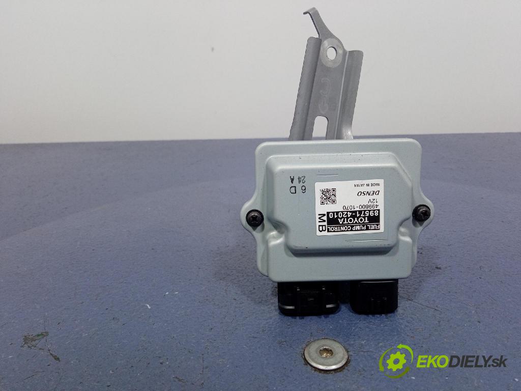 Toyota Camry 2020 riadiaca jednotka 89571-42010
