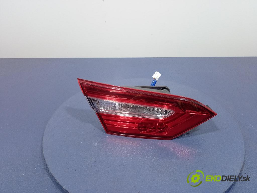 Toyota Camry 2020 svetlo / reflektor zad ľavá Vnútri: 33-240
