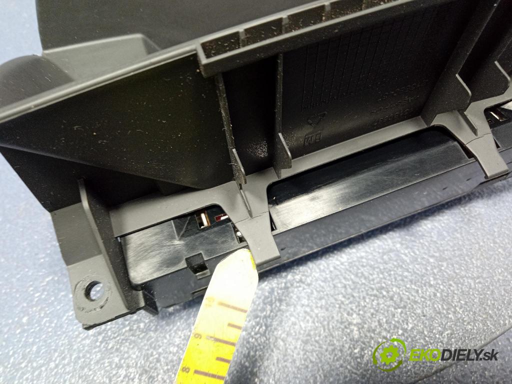 Opel Zafira 2006 Zobrazit: Rádio: / GPS 13178570