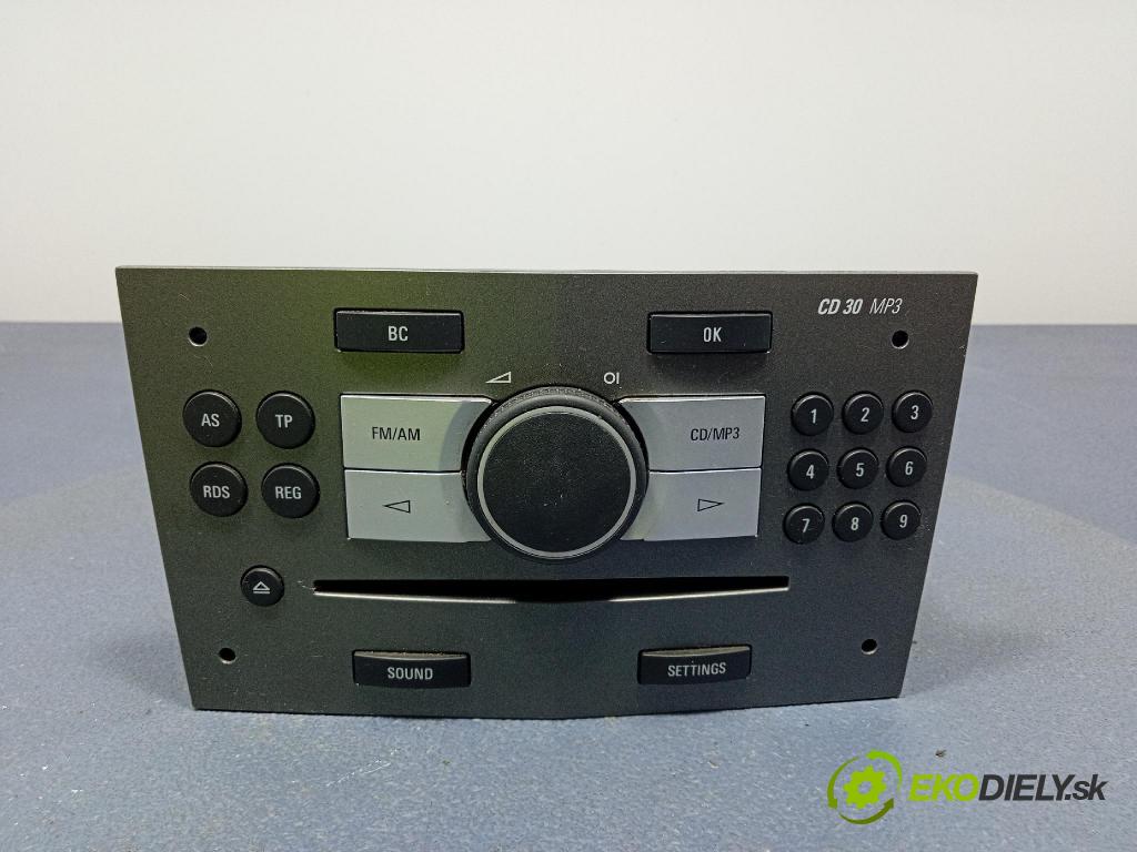 Opel Zafira 2006 Radio I Navigácia: 13251048