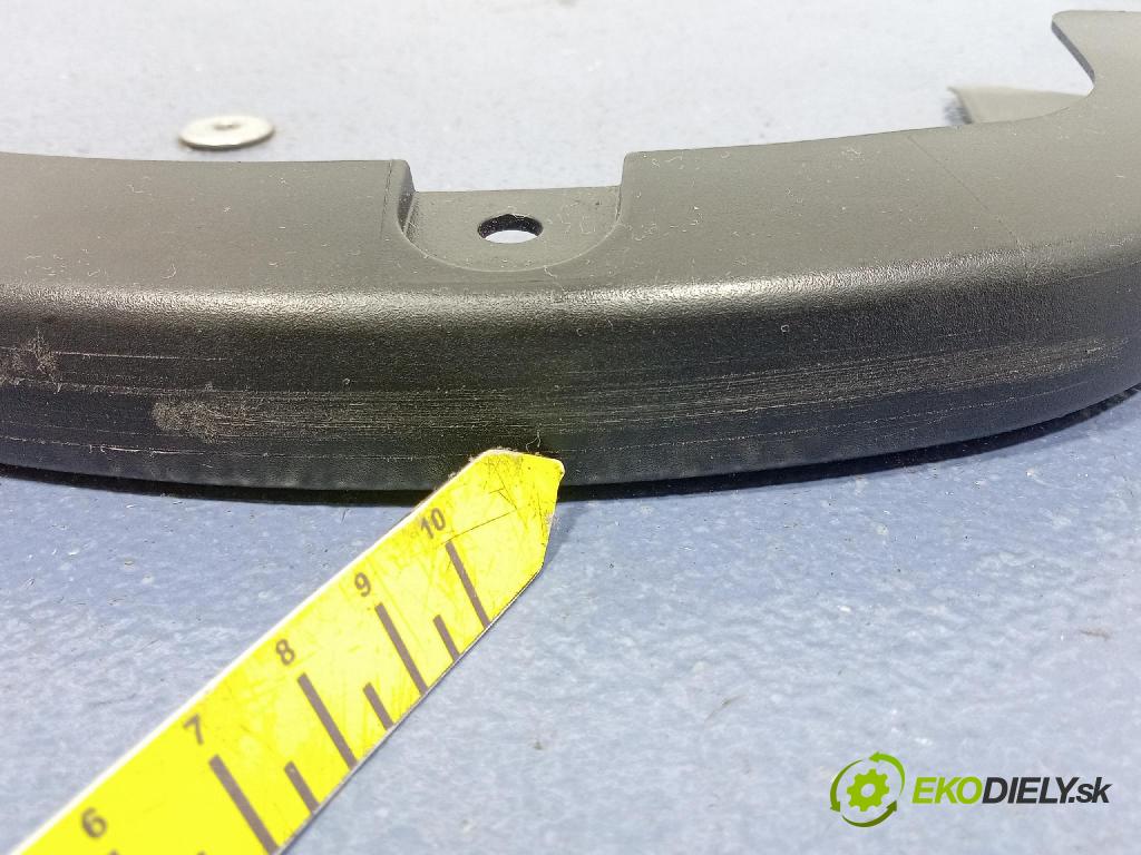Toyota Camry 2020 kryt Plast: Interiéry: 64571-33070