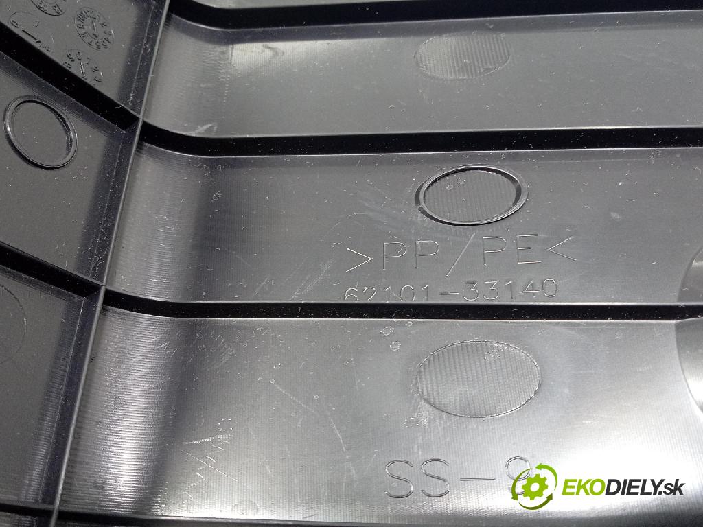 Toyota Camry 2020 kryt Plast: Interiéry: 62101-33140
