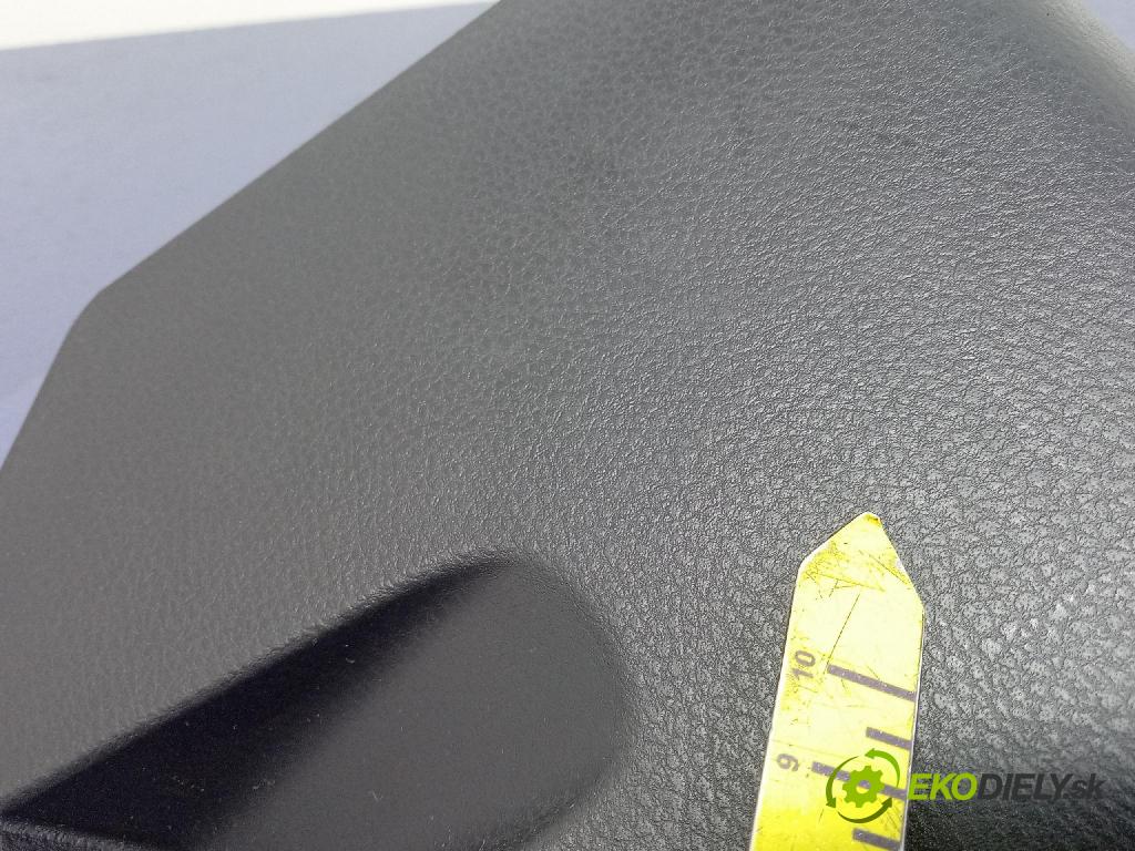 Toyota Camry 2020 kryt Plast: Interiéry: 62101-33140