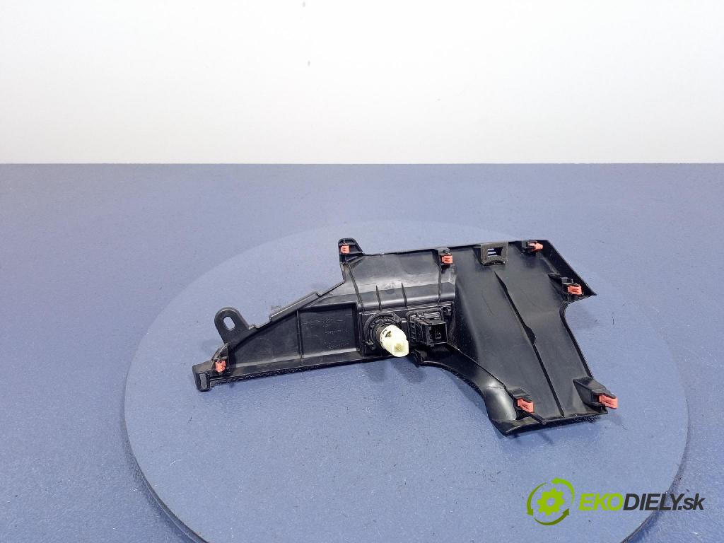Toyota Camry 2020 kryt Plast: Interiéry: 55434-33110