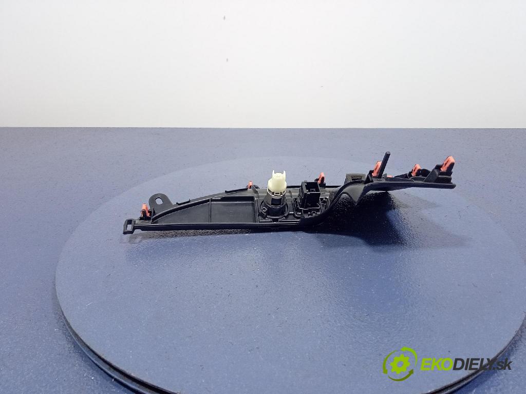 Toyota Camry 2020 kryt Plast: Interiéry: 55434-33110