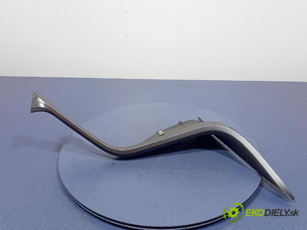 Toyota Camry 2020 kryt Plast: Interiéry: 55479-33060