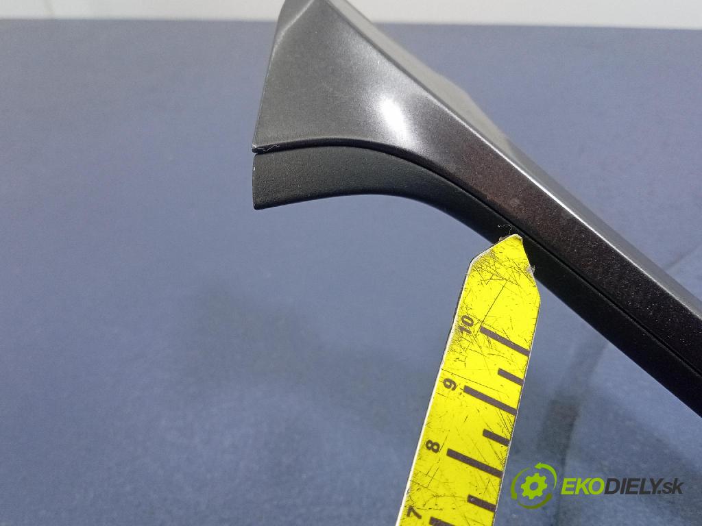 Toyota Camry 2020 kryt Plast: Interiéry: 55479-33060
