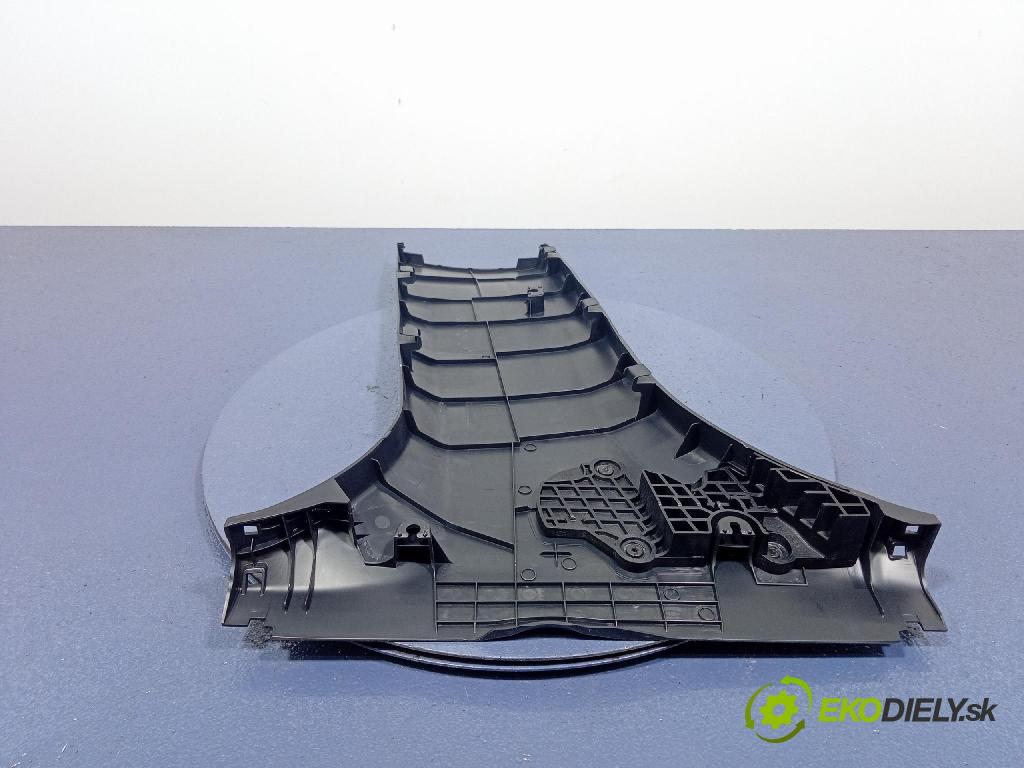 Toyota Camry 2020 kryt Plast: Interiéry: 62413-33140