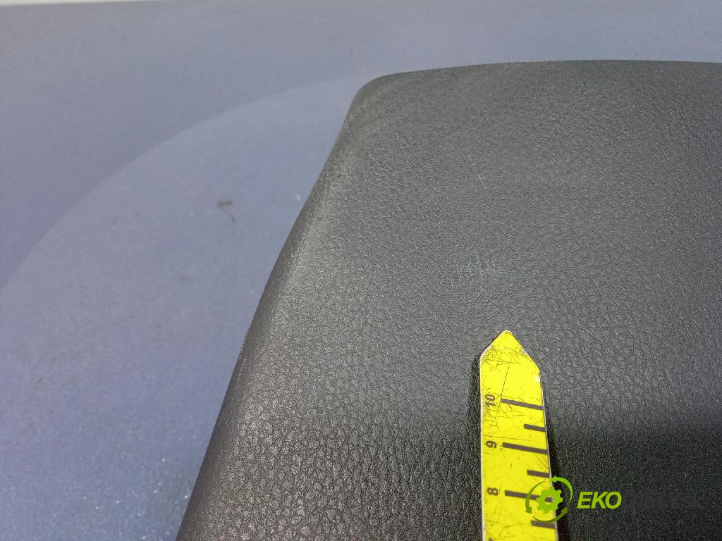 Toyota Camry 2020 kryt Plast: Interiéry: 62413-33140