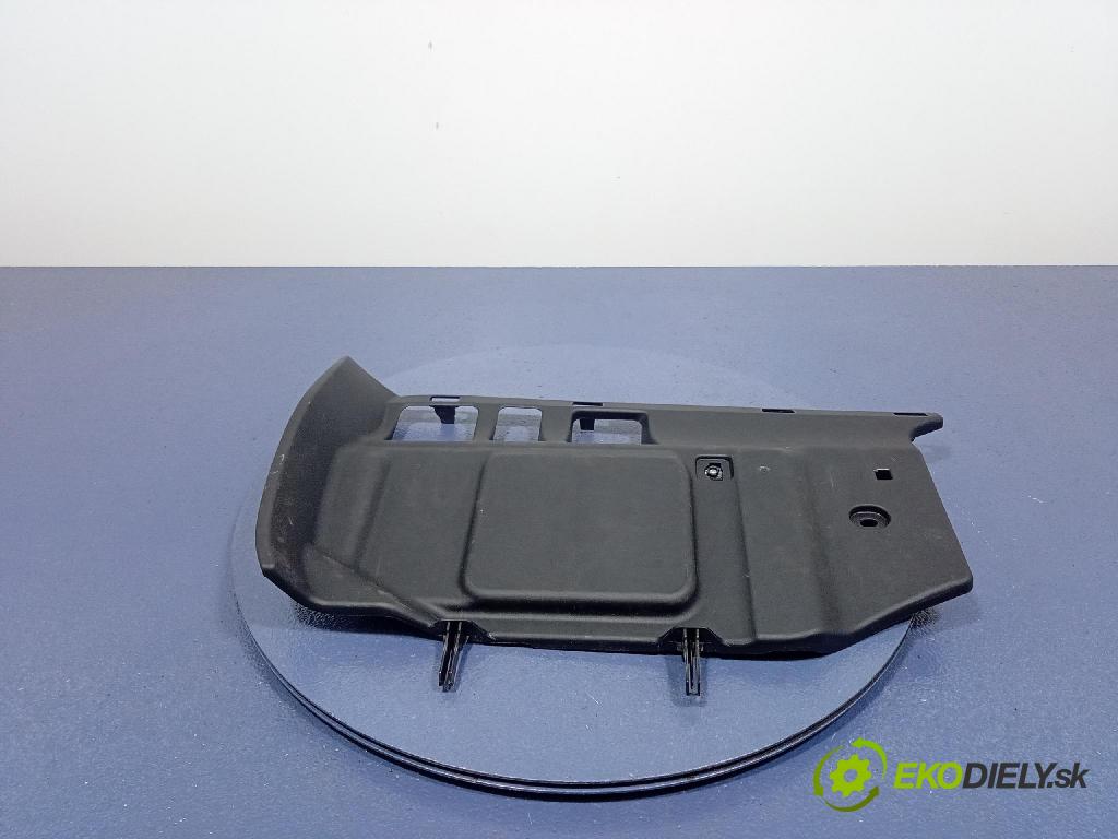 Toyota Camry 2020 kryt Plast: Interiéry: 55642-33170