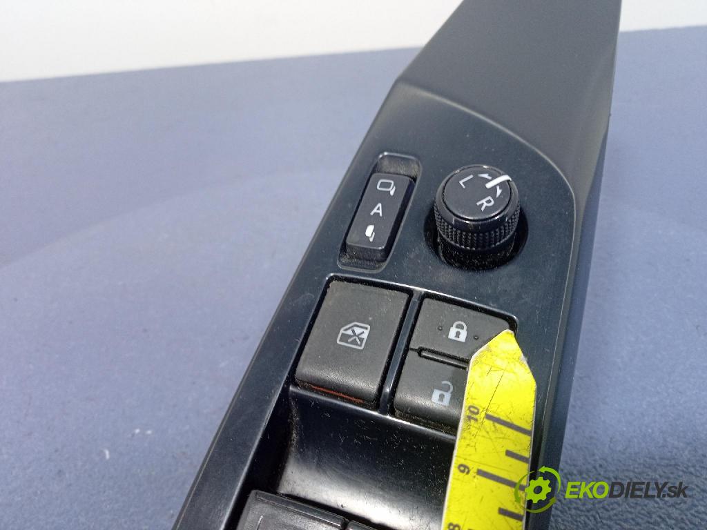 Toyota Camry 2020 prepínač Okná: 84040-33170