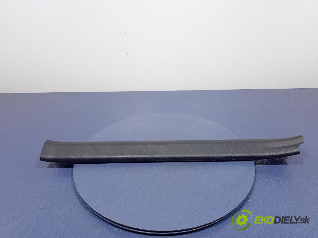 Toyota Camry 2020 kryt Plast: Interiéry: 67914-33170