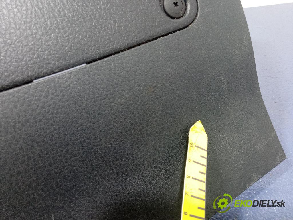 Toyota Camry 2020 kryt Plast: Interiéry: 76973-33020