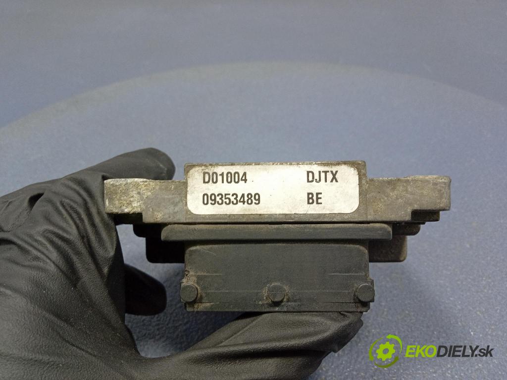 Opel Astra-g 2001 riadiaca jednotka Motor: 09353489