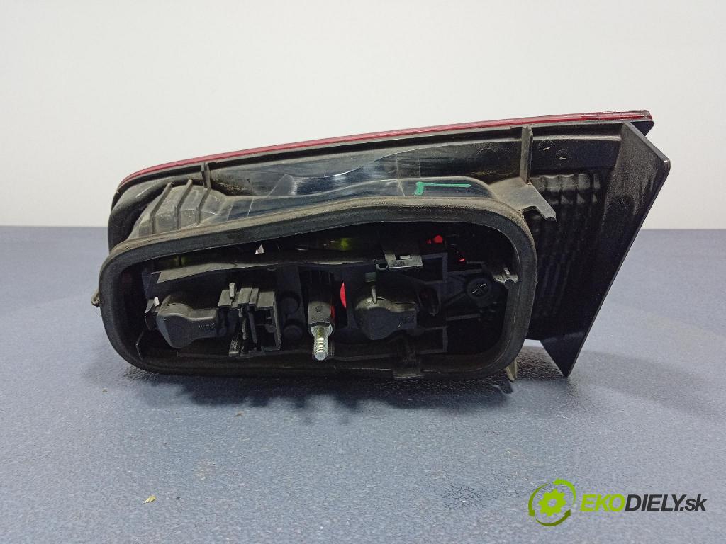 Renault Laguna 2007 svetlo / reflektor zad ľavá Vnútri: