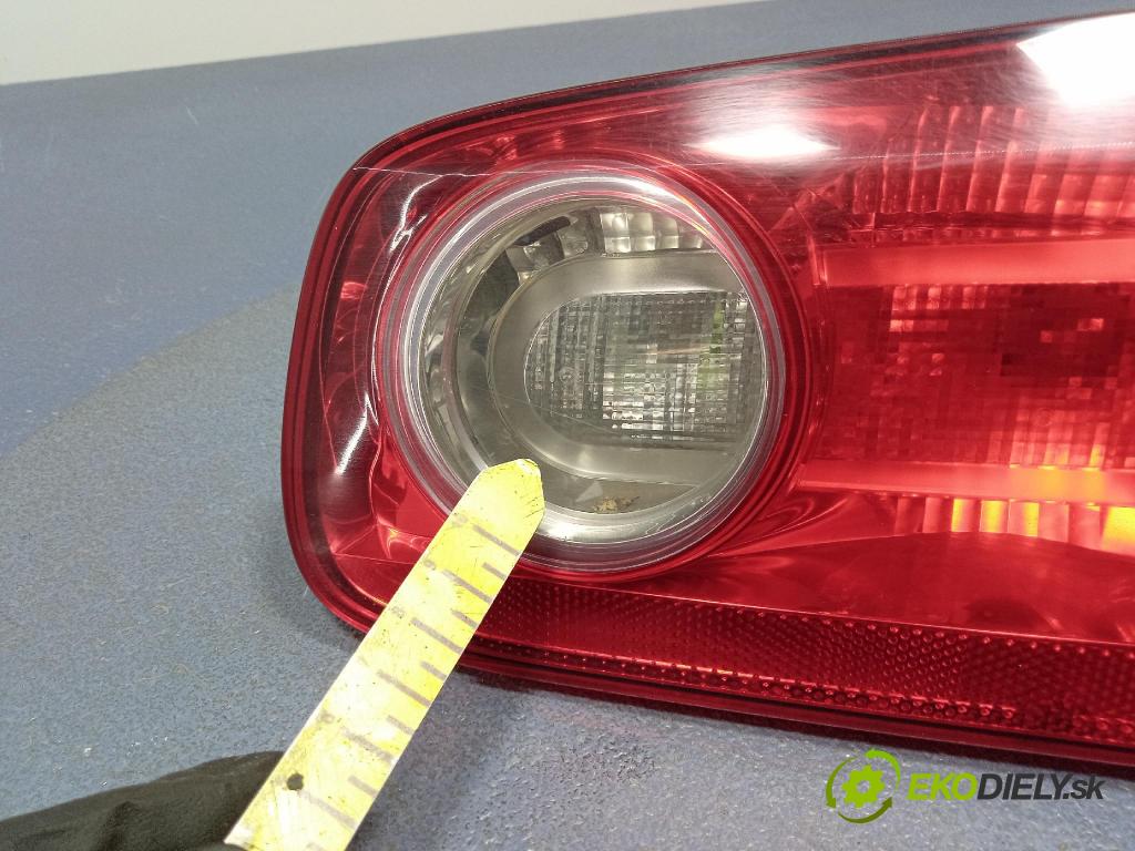 Renault Laguna 2007 svetlo / reflektor zad Prava: Vnútri: 