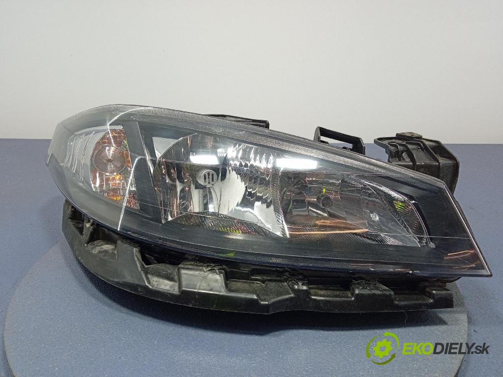 Renault Laguna 2007 Reflektor: v pravo: 20-A797R