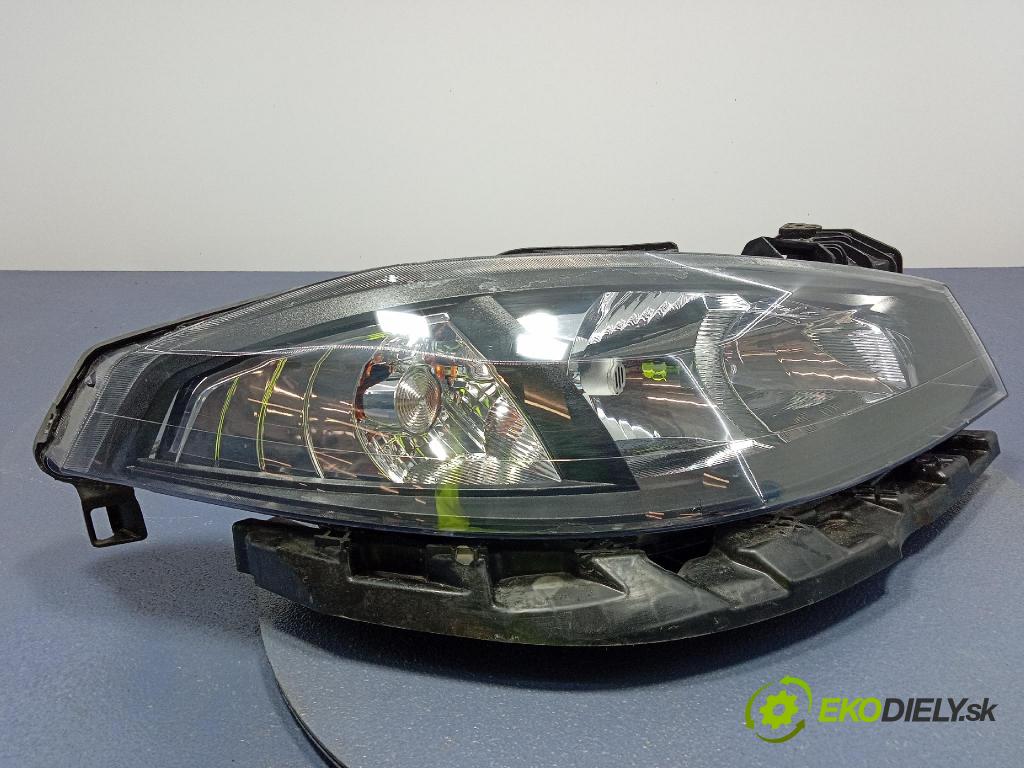 Renault Laguna 2007 Reflektor: v pravo: 20-A797R