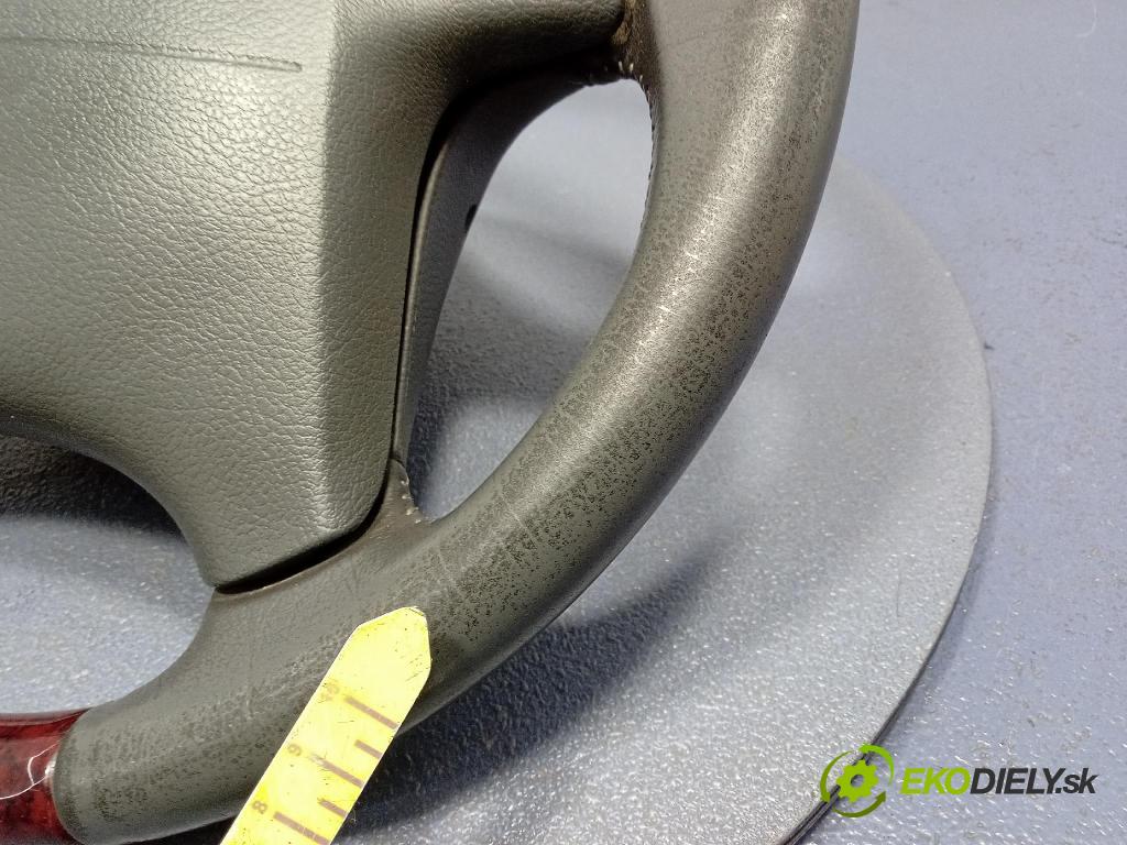 Volvo V40 2001 volant 30621167