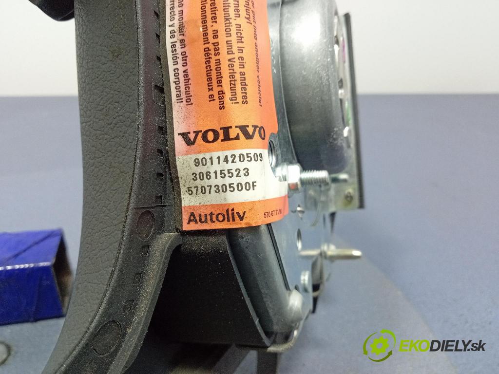 Volvo V40 2001 volant 30621167