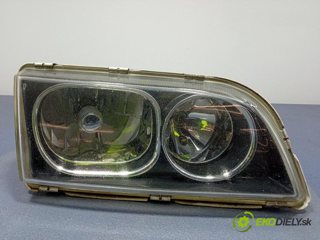 Volvo V40 2001 Reflektor: v pravo: 30899683