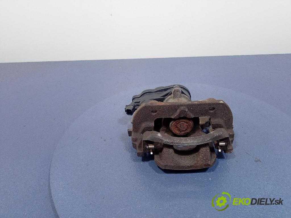 Toyota Camry 2020 brzdič brzdový zad v pravo: