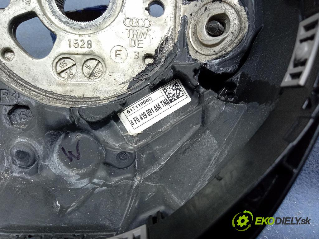 Audi A6 2005 volant 4F0419091AM