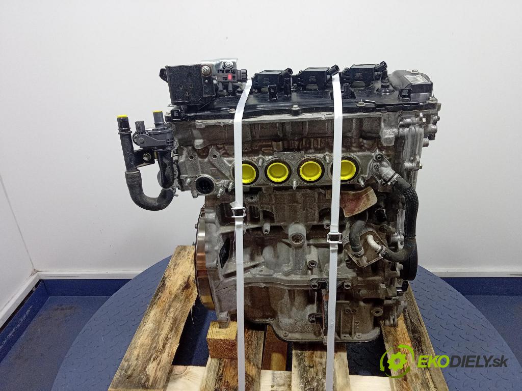 Toyota Camry 2020 motor Benzín: