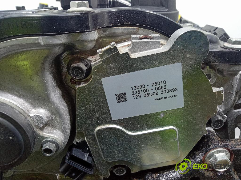 Toyota Camry 2020 motor Benzín: