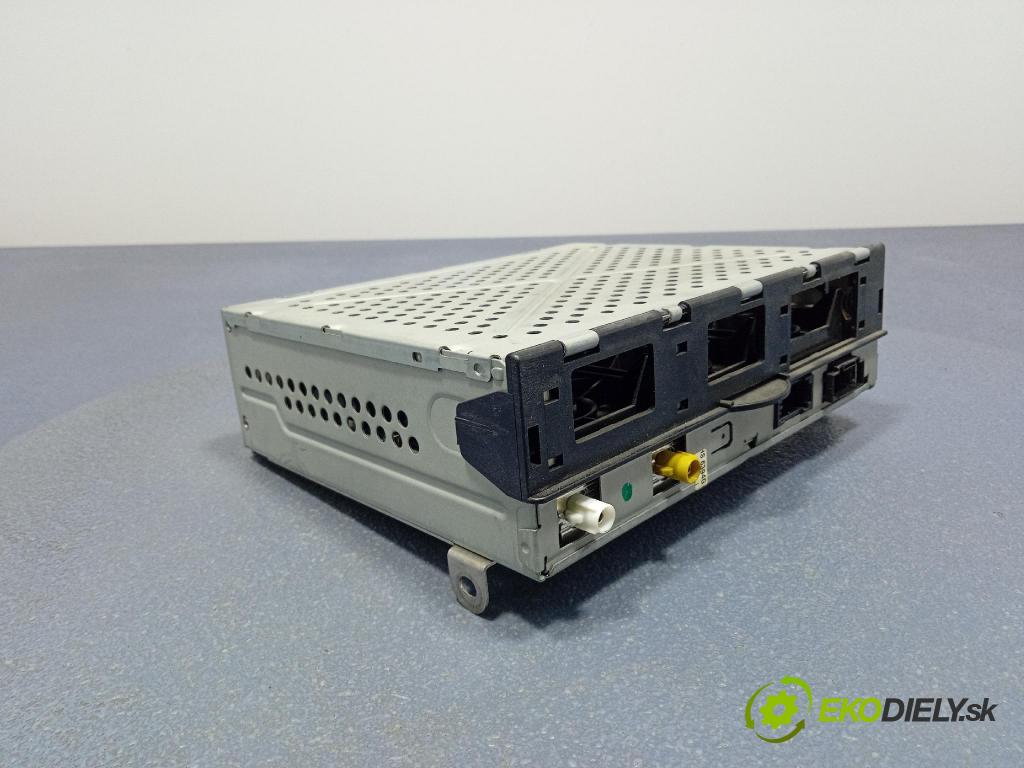 Audi A6 2005 Radio I Navigácia: 4F0035541B