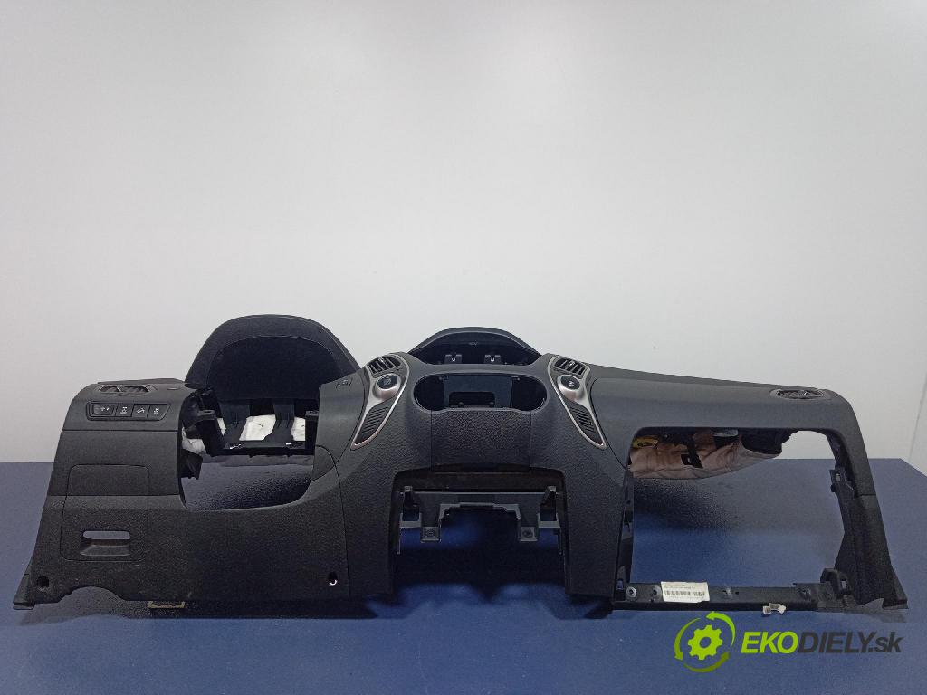 Hyundai Ix35 2010 kokpit,pristrojová doska