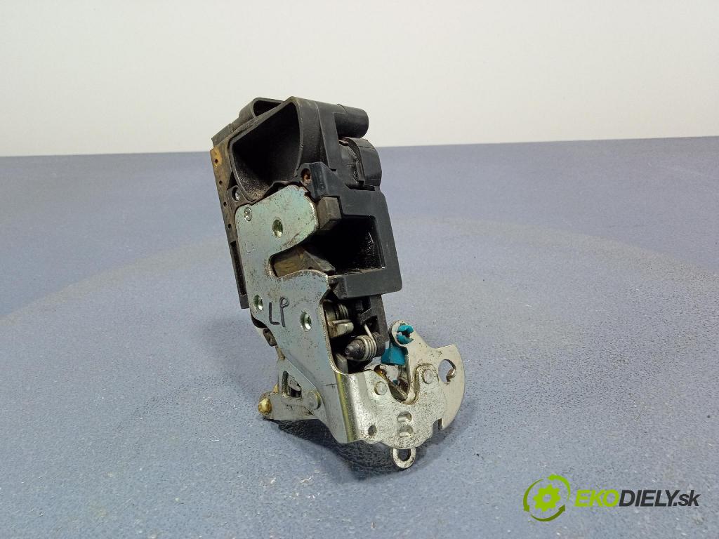 Chevrolet Aveo 2006 zámok dvere Predné Vľavo:
