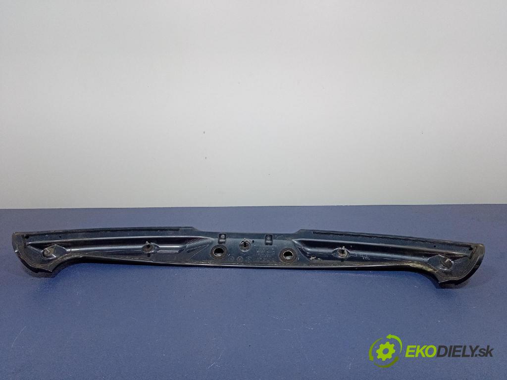 Hyundai Ix35 2010 Spoiler: