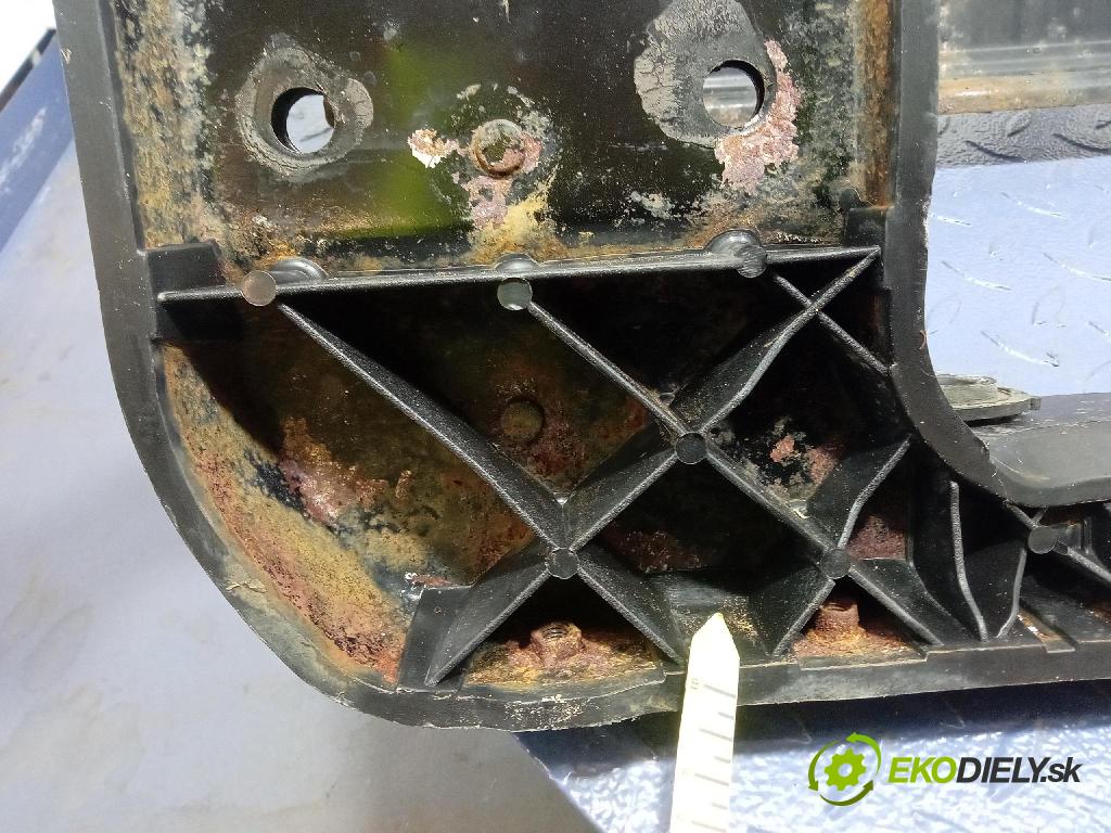 Hyundai Ix35 2010 výstuha Predné: / pas predný