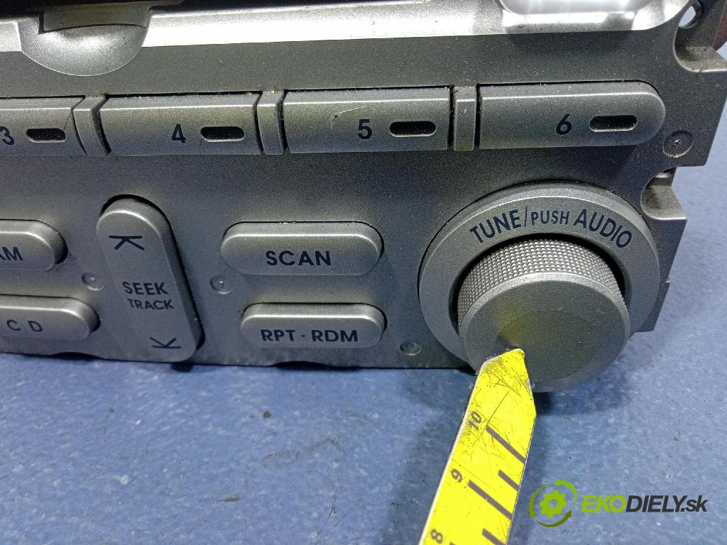 Mitsubishi Endeavor 2005 Radio I Navigácia: MN141260