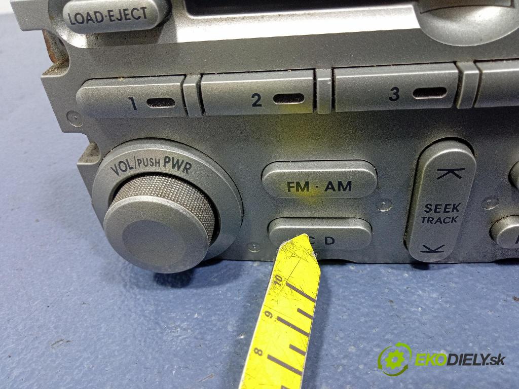 Mitsubishi Endeavor 2005 Radio I Navigácia: MN141260
