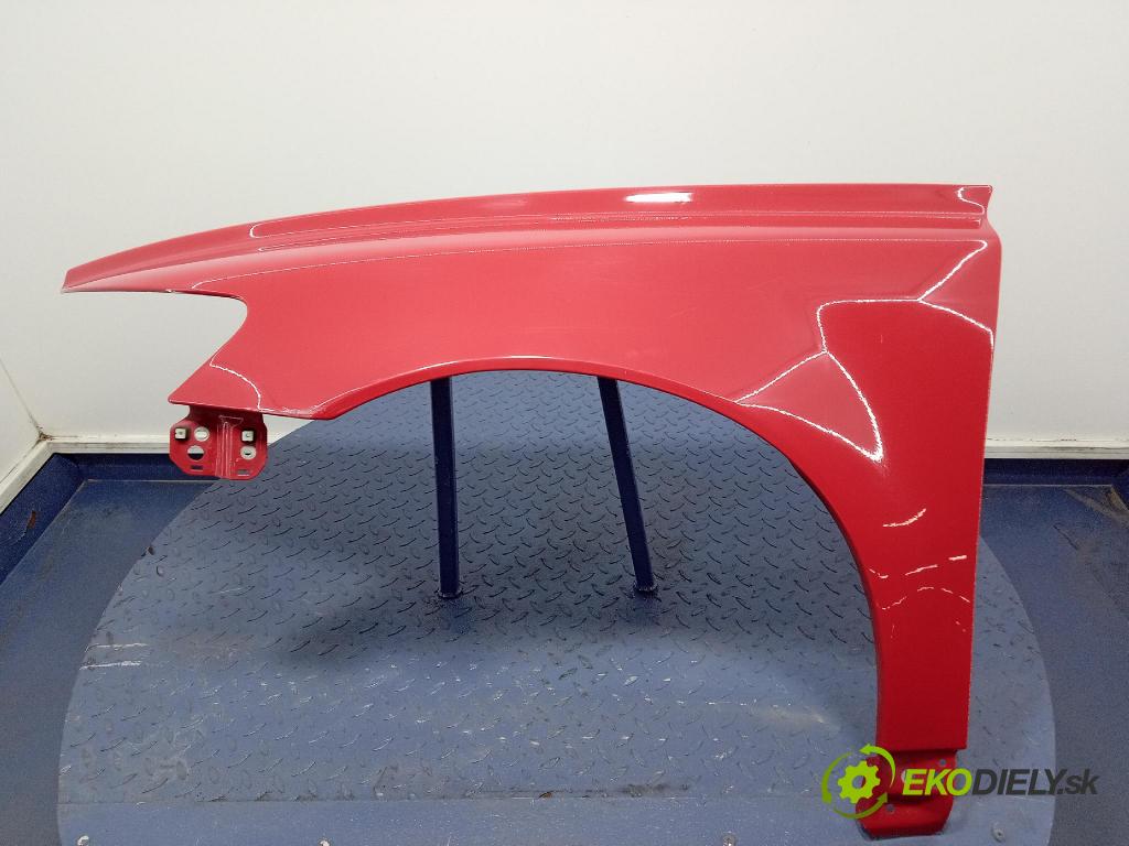 Volvo S40/V40 2008 blatnik před Levý: