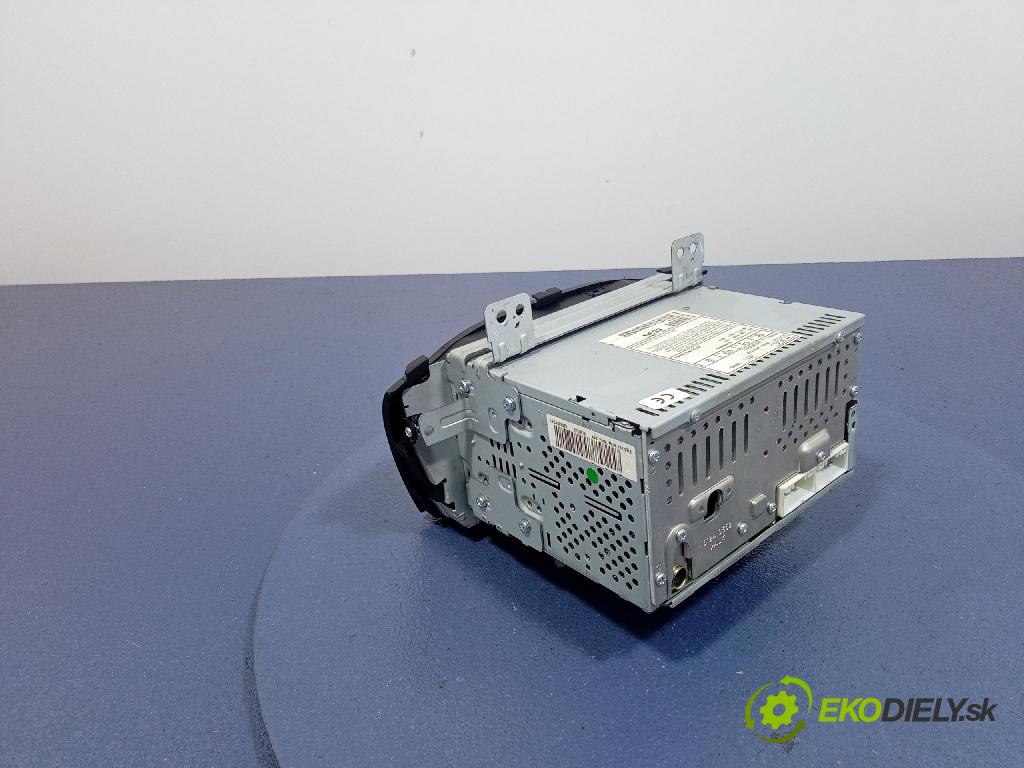 Hyundai Ix35 2010 Radio I Navigácia: 96160-2Y730TAN