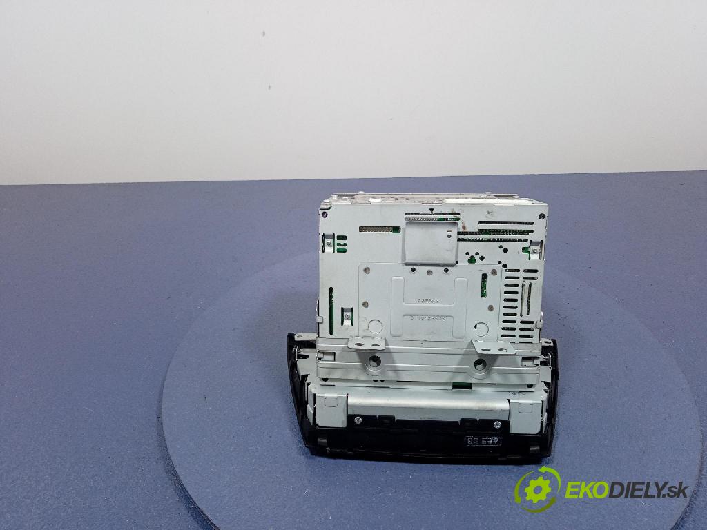Hyundai Ix35 2010 Radio I Navigácia: 96160-2Y730TAN