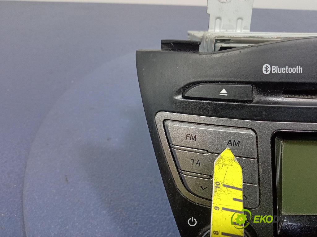Hyundai Ix35 2010 Radio I Navigácia: 96160-2Y730TAN