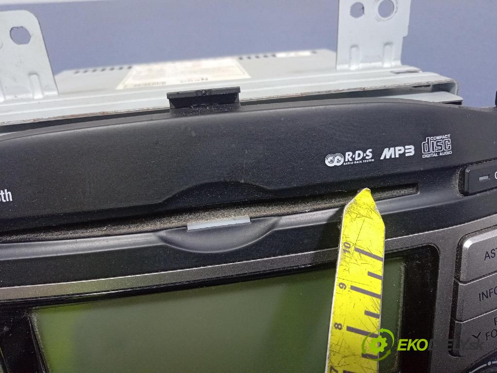 Hyundai Ix35 2010 Radio I Navigácia: 96160-2Y730TAN