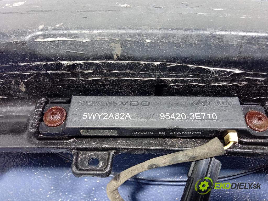 Hyundai Ix35 2010 výztuha narazník Zad: 86631-2Y000