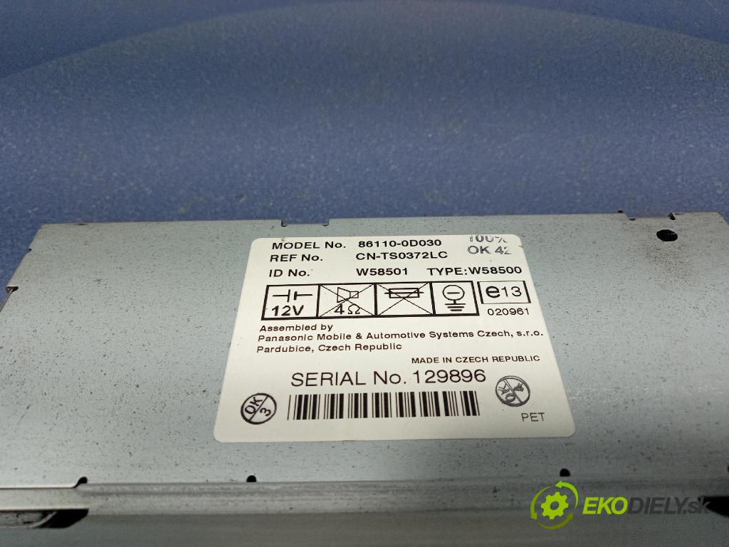 Toyota Yaris 2001 Radio I Navigácia: 86110-0D030