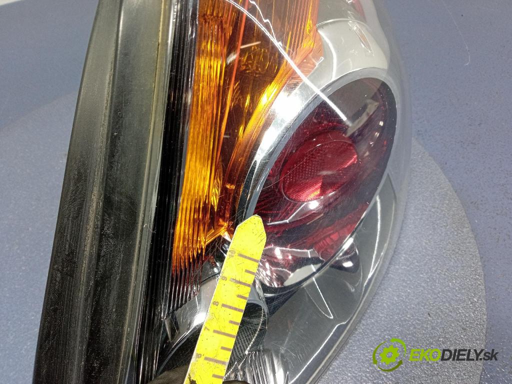 Nissan Altima 2012 světlo Zad: Práva: Mimo: 949640
