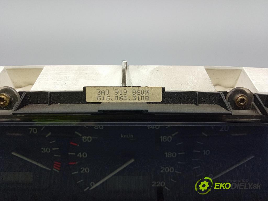 Vw Passat 1996 prístrojovka/ budíky 3A0919860